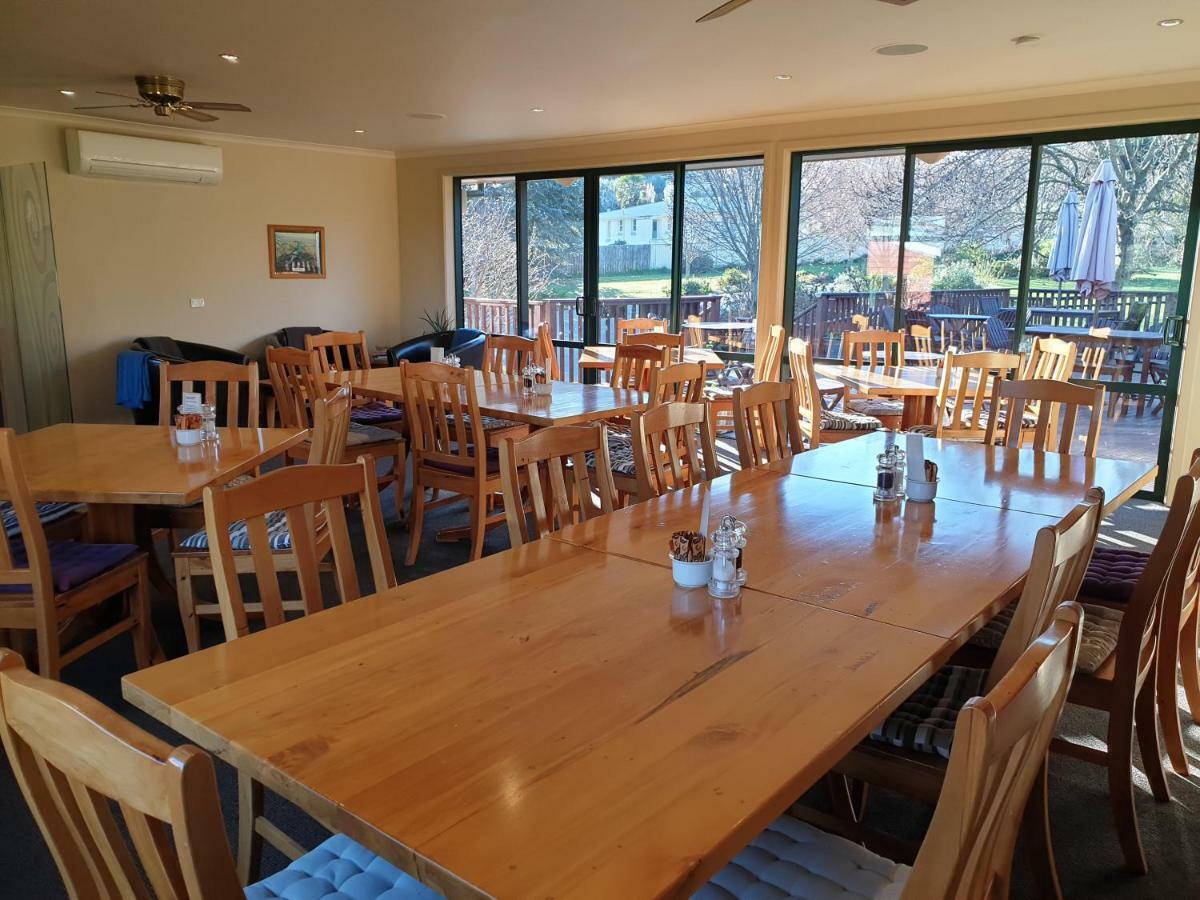 Lake Roxburgh Lodge ภายนอก รูปภาพ